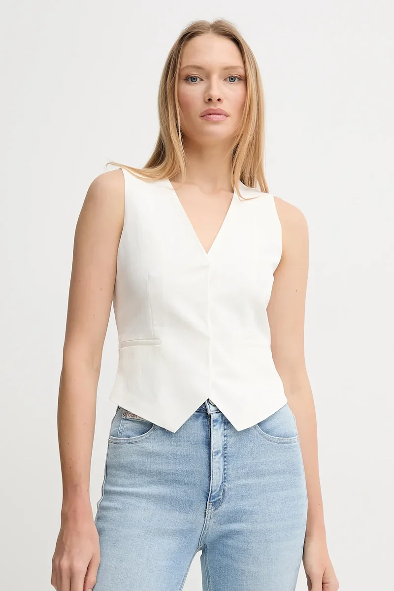 Calvin Klein vesta