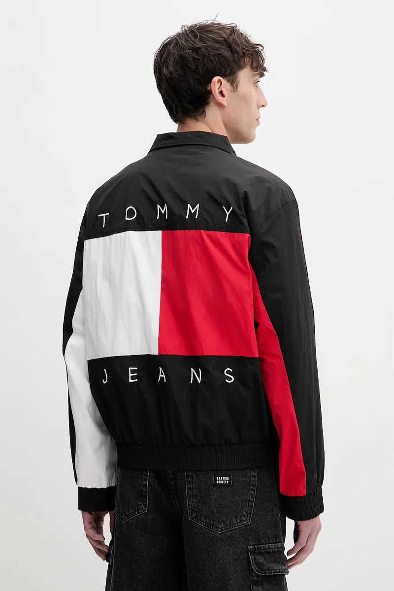 Tommy Jeans geacă de tranziție pentru bărbați